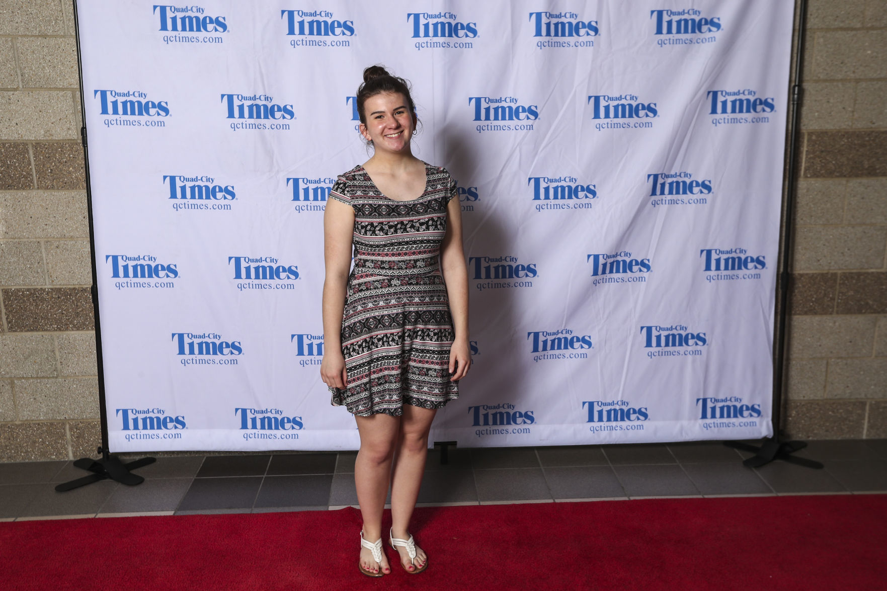 051518-salute-to-academics-red-carpet-021